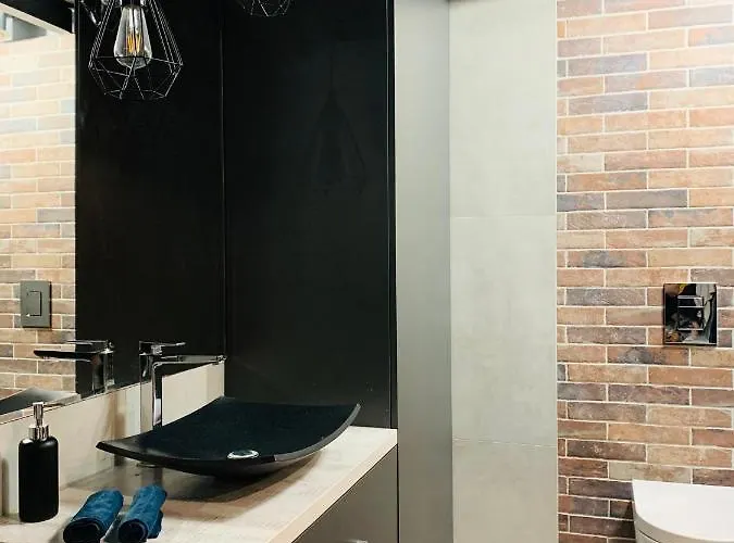 Loft De Girarda * جيراردوف